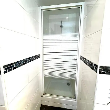 Apartment Bright 1 Bedroom First Floor Near Republique 10 *