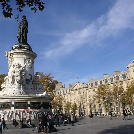 Apartment Bright 1 Bedroom First Floor Near Republique 10 Paris
