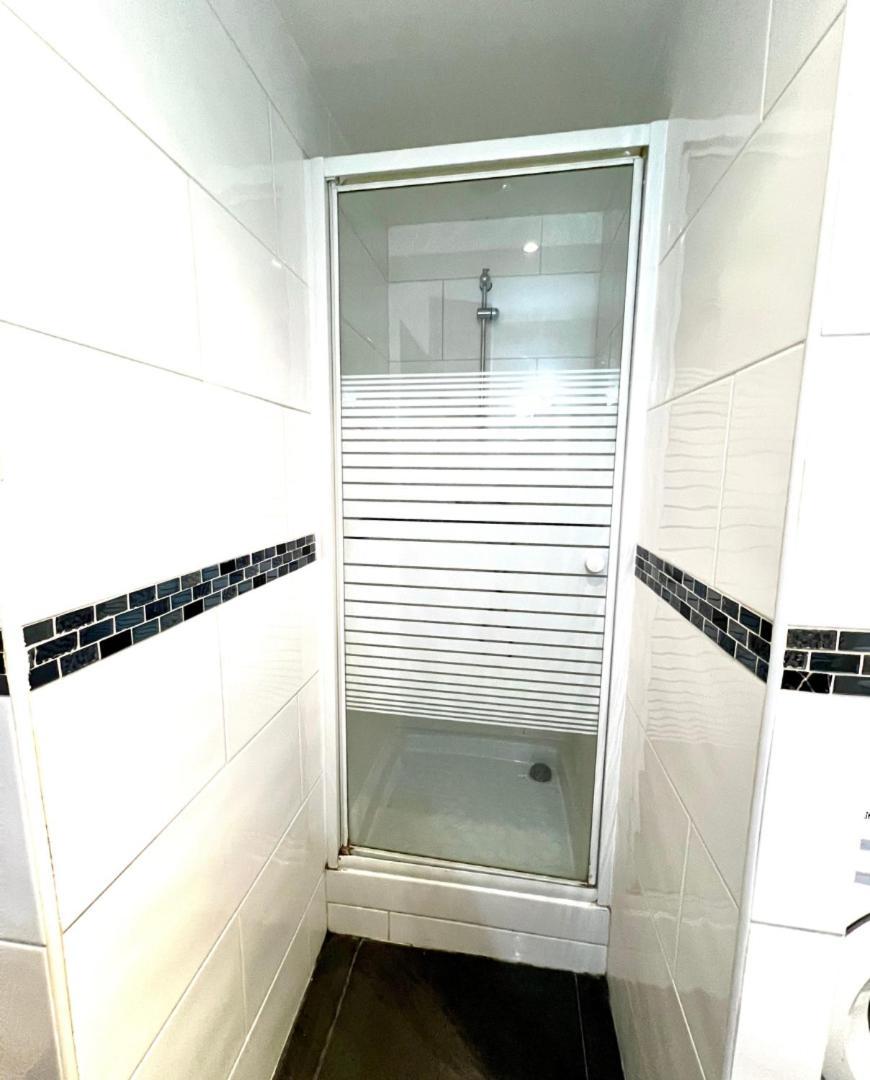Apartment Bright 1 Bedroom First Floor Near Republique 10 *